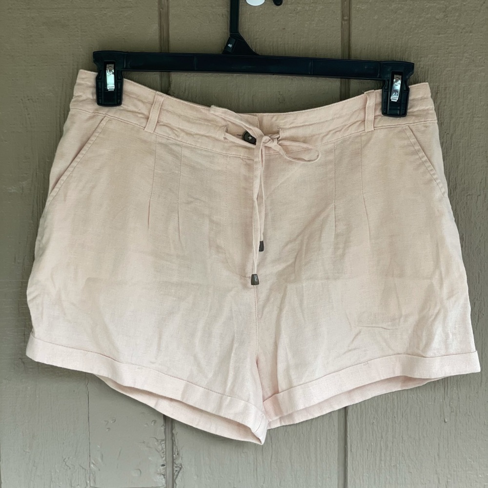 Pink tie shorts